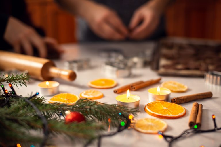 9 decorațiuni de Crăciun pe care le poți face cu ingrediente din bucătărie