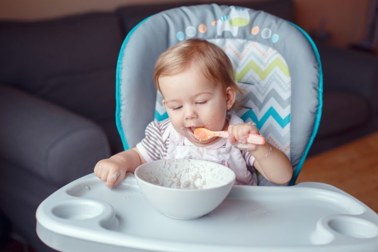 Ce tipuri de cereale poți include în dieta bebelușului tău?