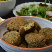 Falafel tradițional din năut la cuptor Falafel tradițional din năut la cuptor