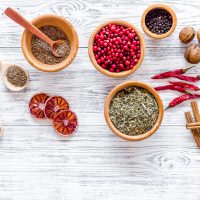 Cum valorifici condimentele și aromele în preparatele vegane