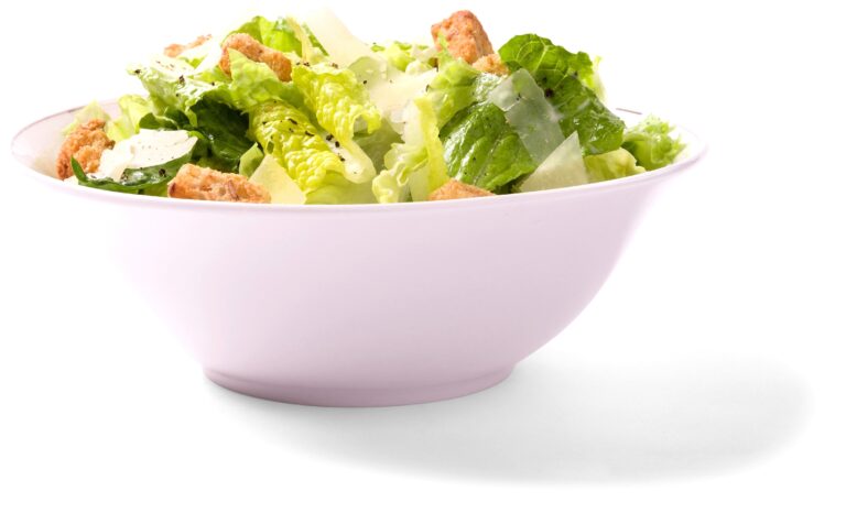 Salată tip Caesar