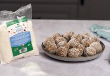 Biluțe din curmale învelite în cocos